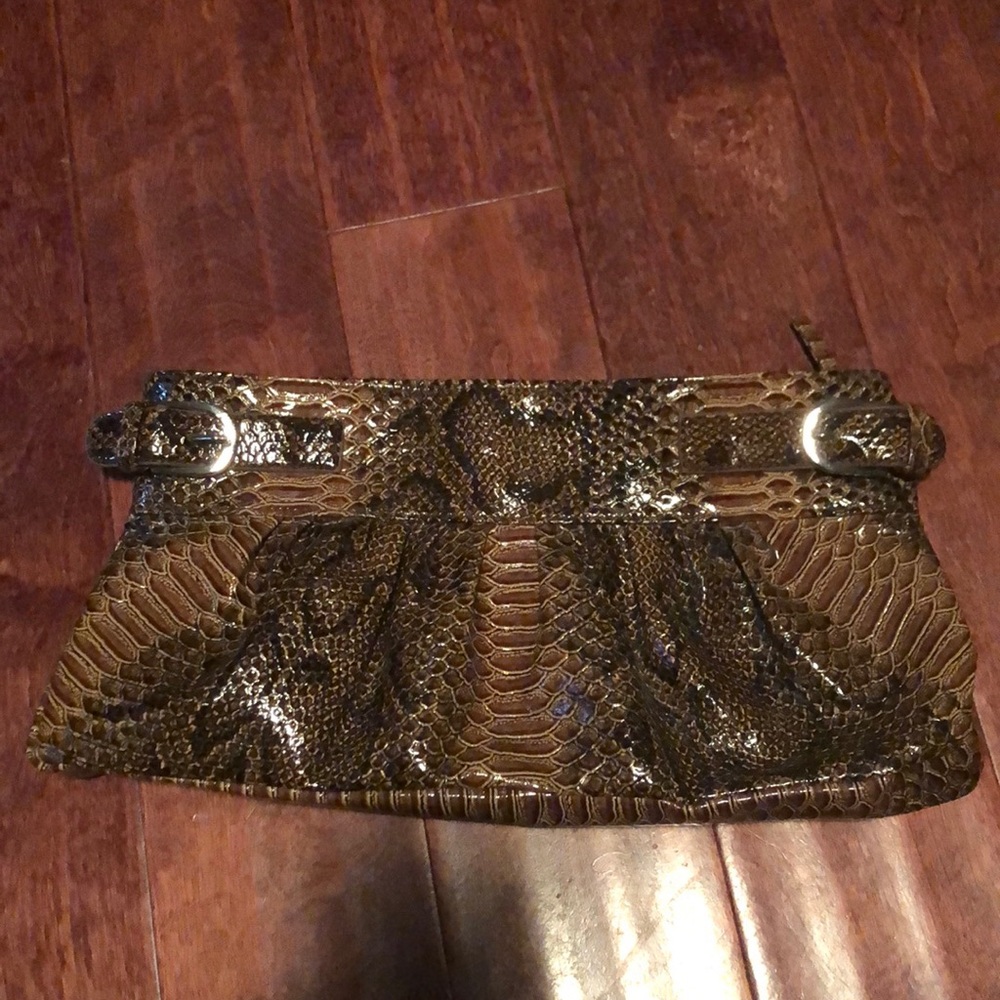 Lulu Townsend fashion clutch 👜👛💜